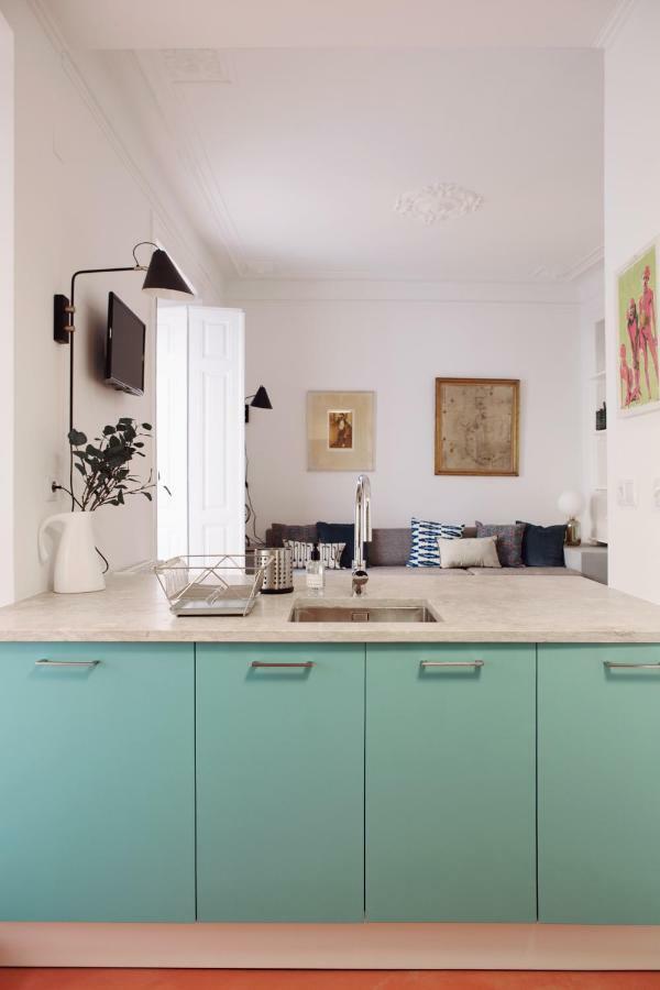 Renovated Charming Apartment With Terrace In Lapa Lisboa Екстериор снимка